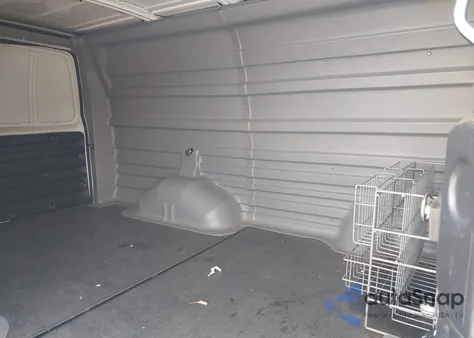 2022 Chevrolet Express Cargo Rwd 2500 Regular Wheelbase Wt z USA, uszkodzony, nr VIN 1GCWGAF13N1243010